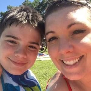 Meet your Posher, Jama